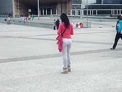 Asian tourist got a nice butt crack