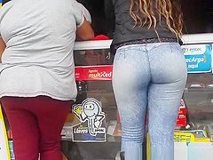 Latin chick with nice booty
