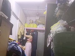 Muslim aunty saree changing video