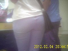 Redhead nice ass candid